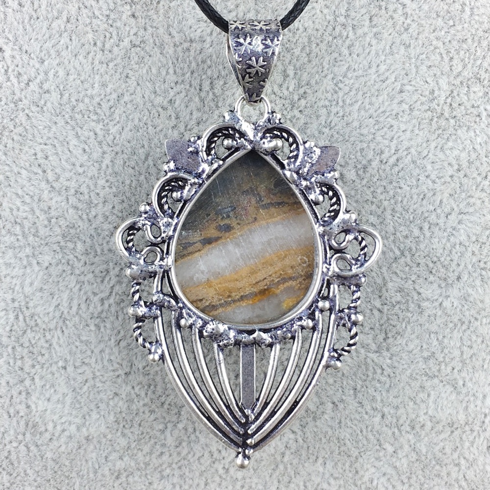 New Agate Quartz Stone Statement Silver Pendant - image 4